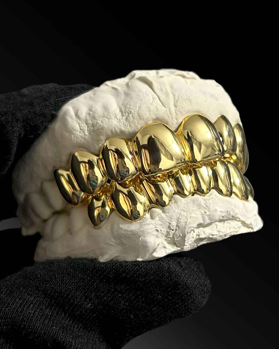 Gold Grillz - Solid gold, elevated statement - DATUWRKS custom grillz