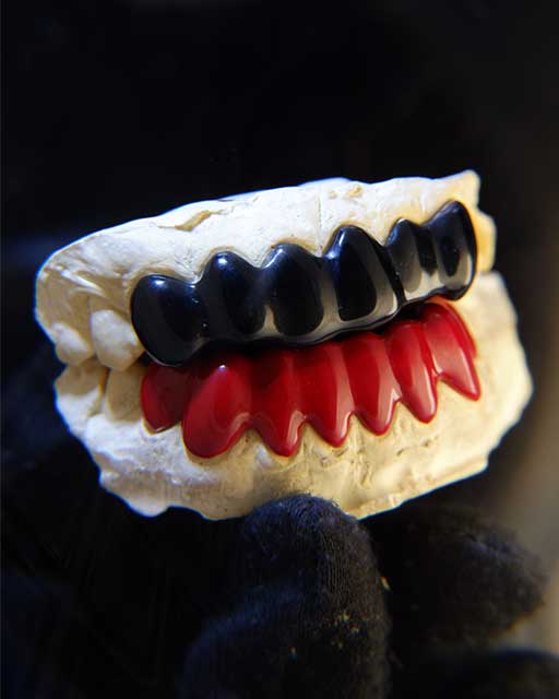 DATUWRKS custom gold and silver grillz gallery 18 - handcrafted grillz Bali